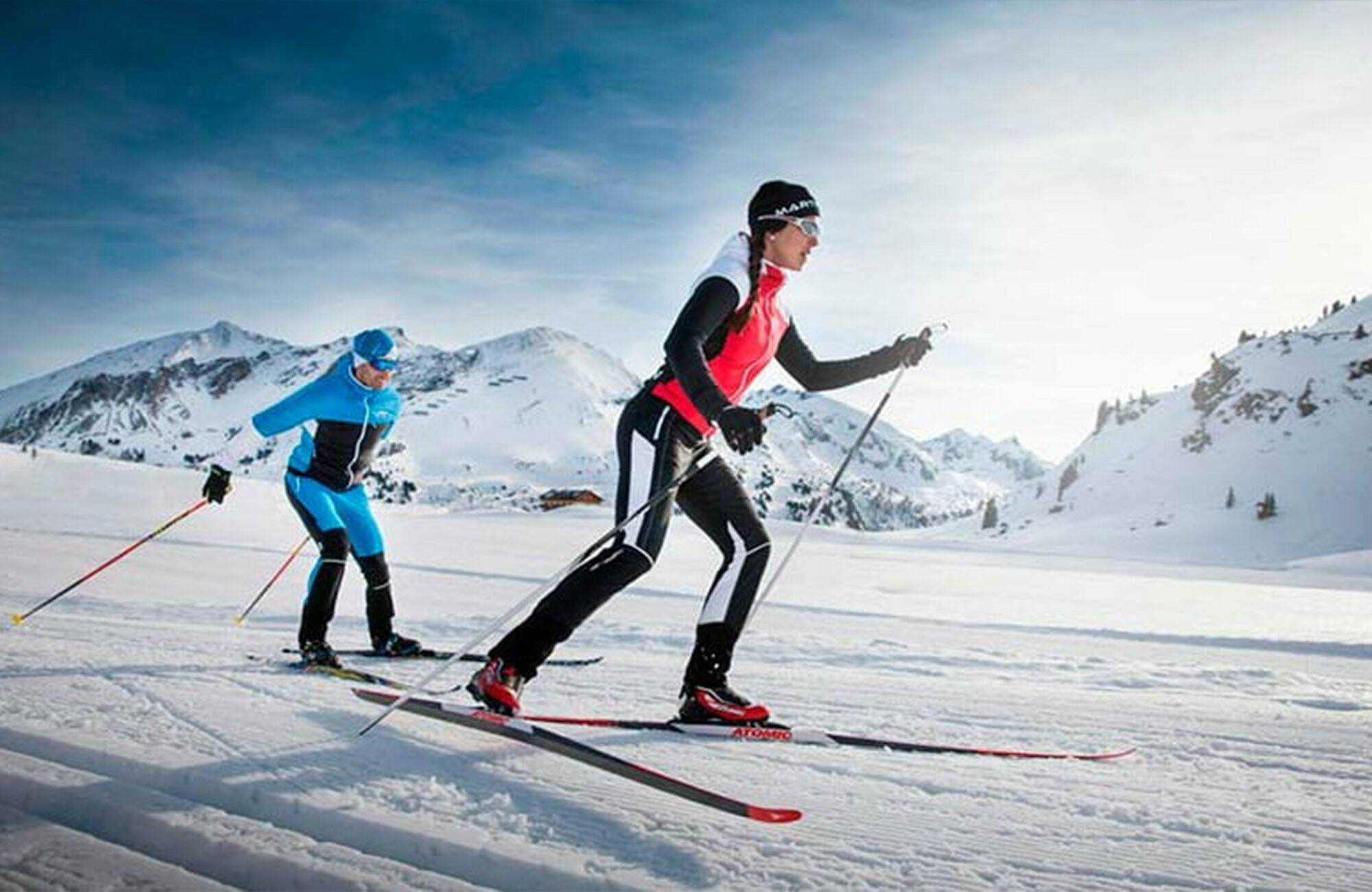 Great skiing. Лыжный спорт коньковый ход лыжи. Лыжи Сумит Фишер. Зимний спорт. Беговые лыжи спорт.