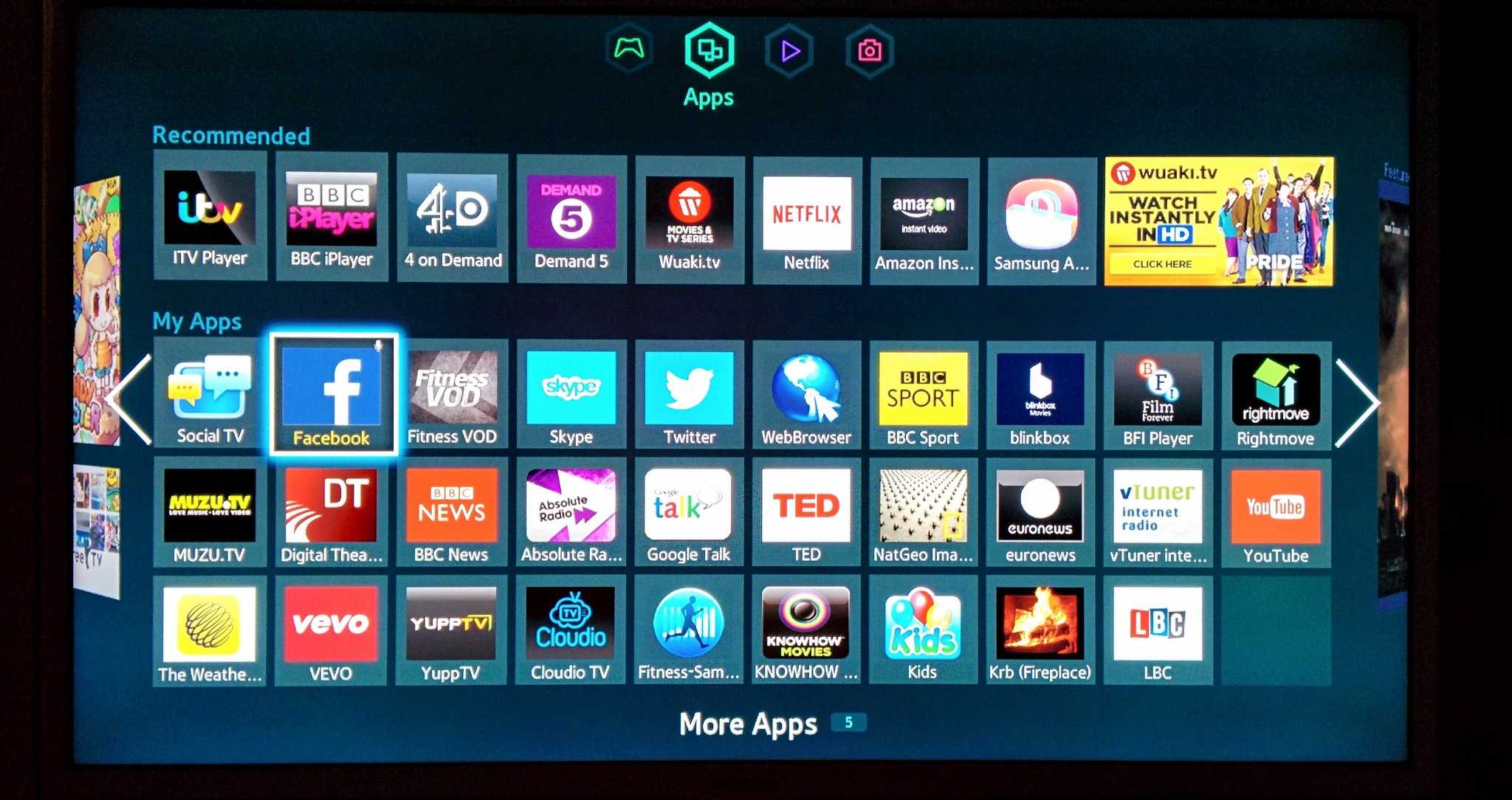 Приложение для просмотра телевизора смарт тв. Samsung apps для Smart TV. Samsung apps для телевизора Smart TV. Samsung app на смарт ТВ. IPTV Samsung Smart TV app.
