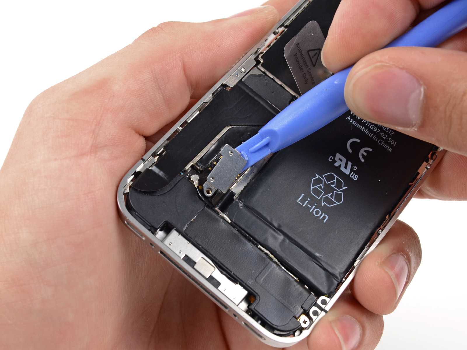 Apple замедляет смартфоны в зависимости от состояния аккумулятора Как понять, что устройство пора нести в ремонт и просить заменить батарею